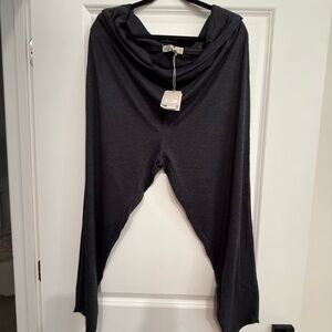 Barefoot Dreams Butterchic Foldover Charcoal Leggings